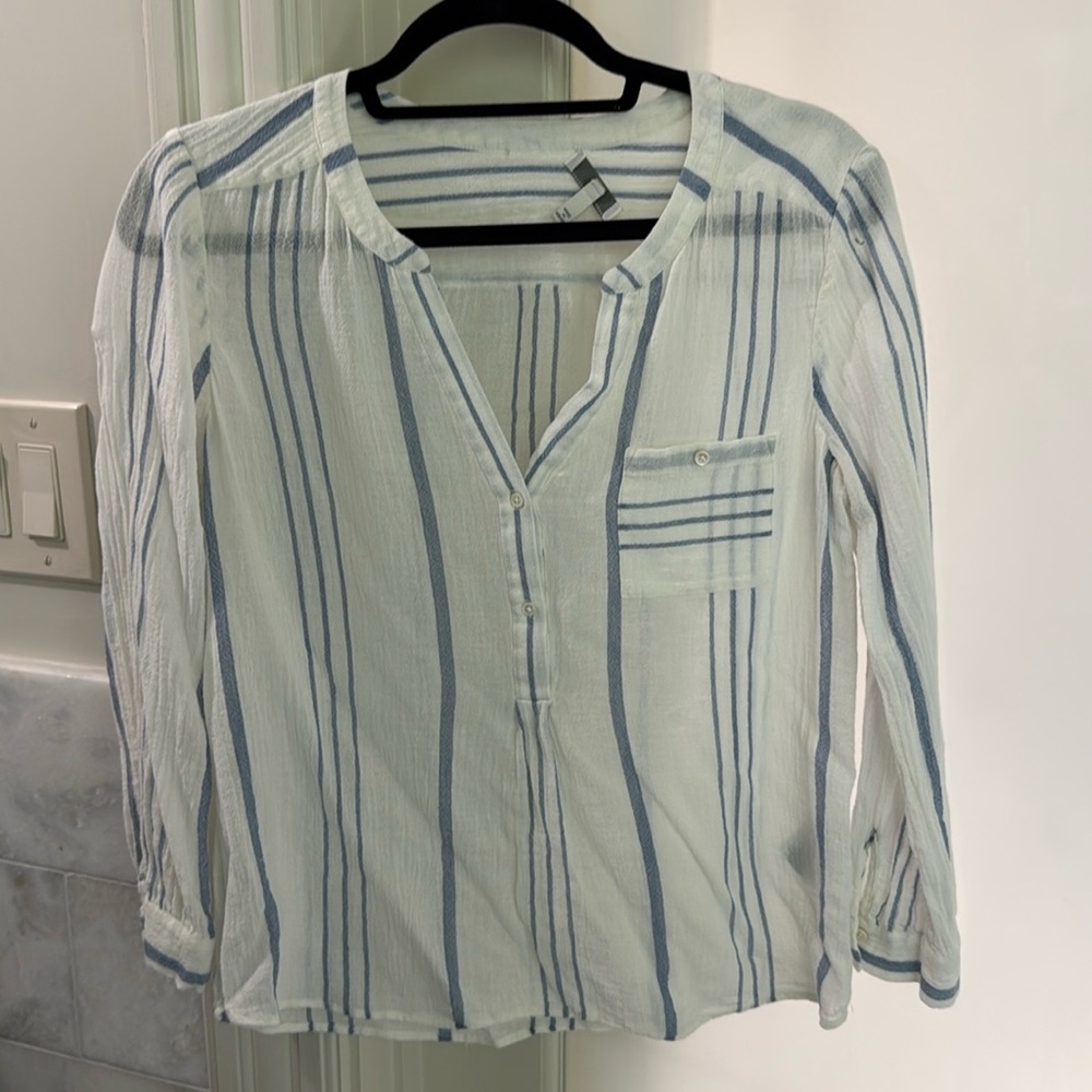 Joie Long Sleeve stripe 100 percent cotton gauze like Blouse size S